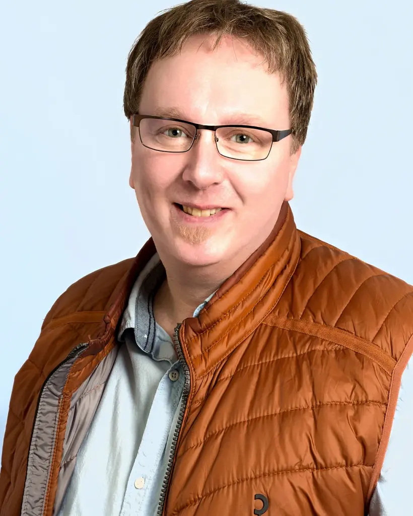 Seit 1996 stehen wir Ihnen in den Bereichen Webdesign, Hosting, IT- und Telefondienstleistungen zur Seite.